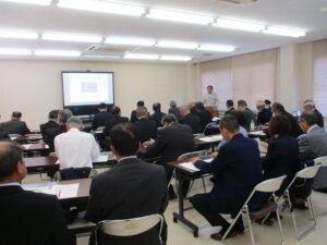 20251106川越市農業委員会視察1